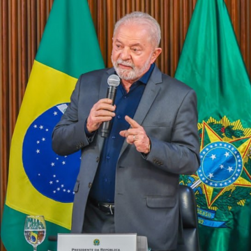 Lula vai levar mais de 200 empresários para a China em megacomitiva