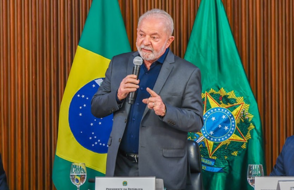 Lula em reunião com governadores em prol da democracia no Brasil