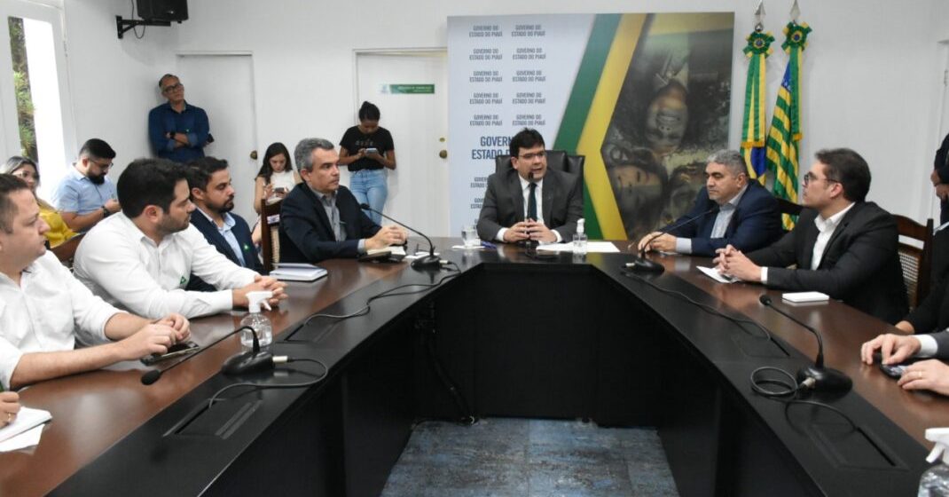 Rafael diz que prioridades da Saúde são diminuir espera e humanizar atendimentos