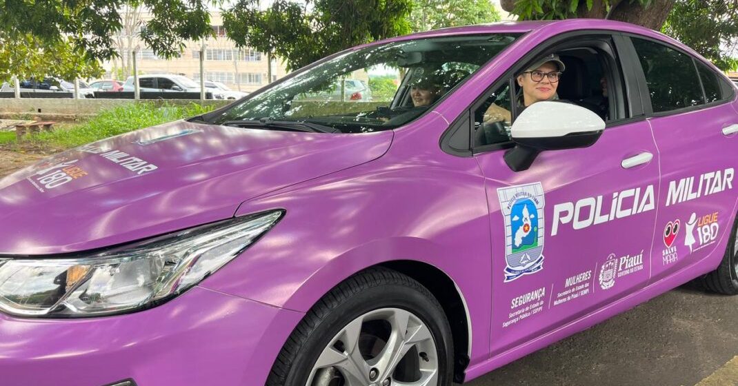 Patrulha Maria da Penha recebe viaturas Lilás para combater violência contra as mulheres