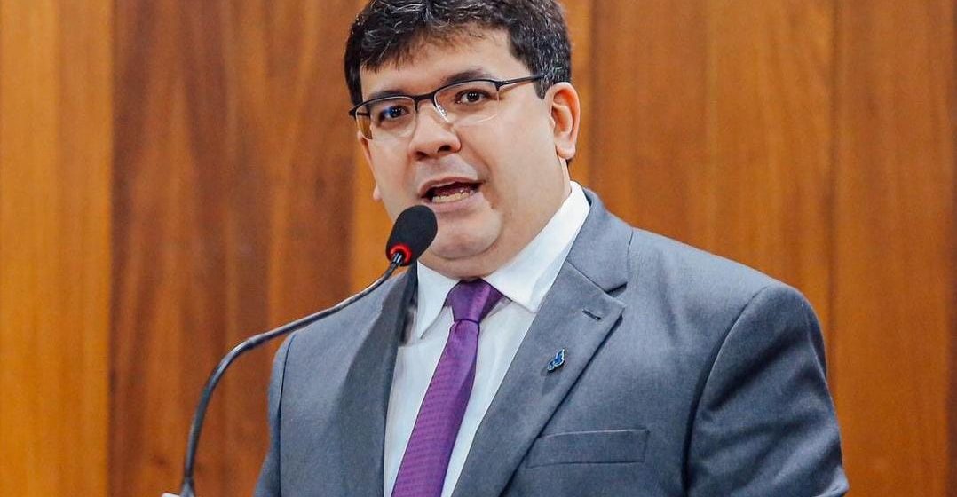 Rafael Fonteles anuncia a contratação de 1.600 policiais em 2023