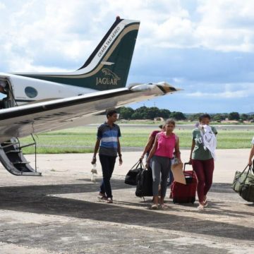Sobreviventes e corpos das vítimas da tragédia em São Paulo chegam ao Piauí e seguem para São Pedro
