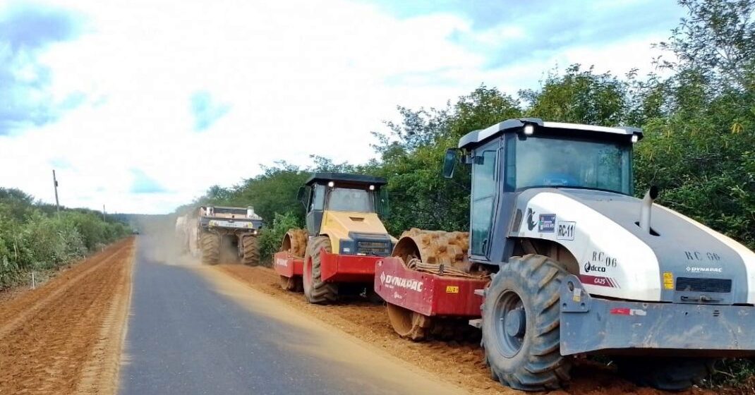 Governo recupera PI-140 entre Floriano e São Raimundo Nonato