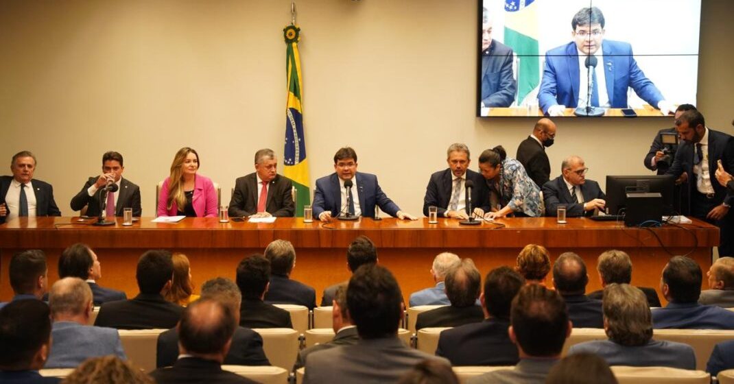 Governador Rafael trata em Brasília sobre a Transnordestina com deputados do Piauí e Ceará