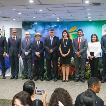 Secretário Washington Bandeira participa de lançamento de grupo voltado a Política da Educação