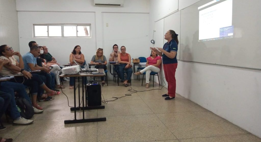 Professores de Teresina recebem orientações sobre a Olimpíada Brasileira de Astronomia e Astronáutica