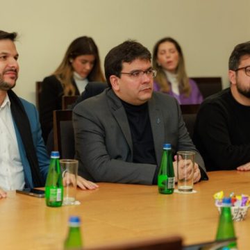 Rafael Fonteles conhece experiência da Estônia que tem a melhor educação do Ocidente