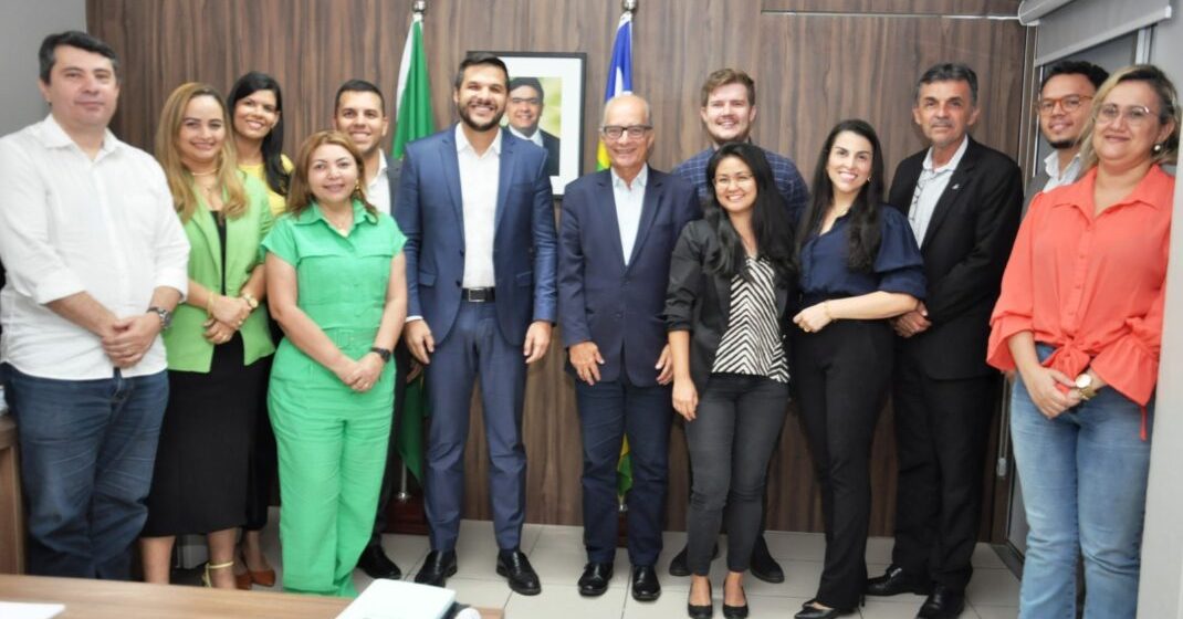 Gestores da Seduc se reúnem com entidades para tratar da formação continuada de professores