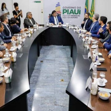 Rafael destaca investimento de R$ 50 milhões em Teresina e Parnaíba em anúncio de Orçamento Participativo