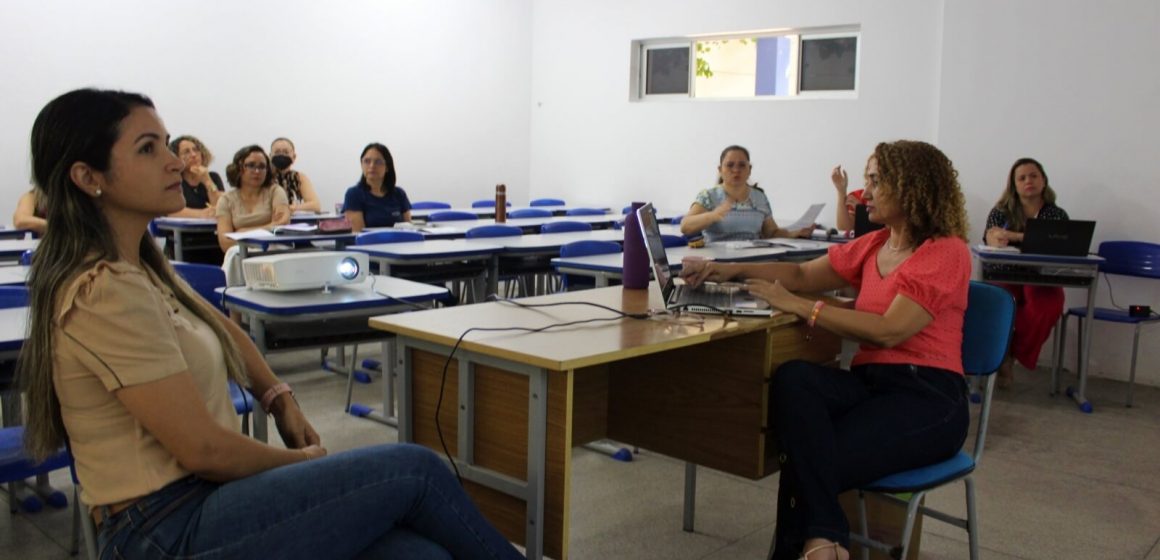 Equipe técnica da Semec discute detalhes do “Lê Teresina”