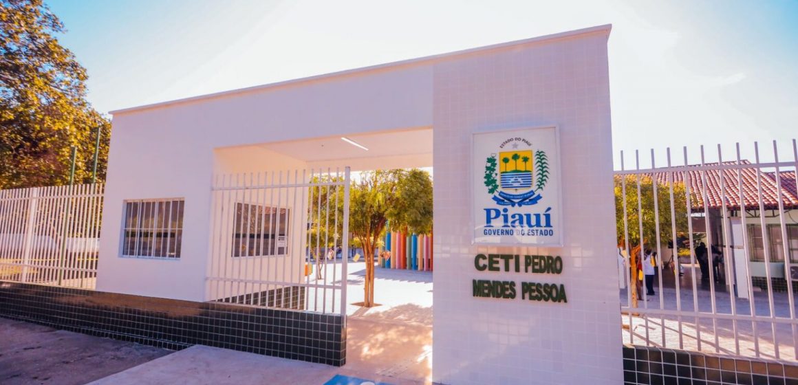 Governo melhora estrutura de escola em Beneditinos e passa a ofertar ensino técnico