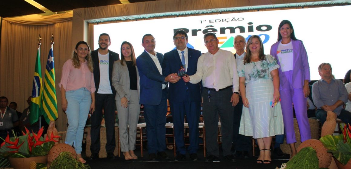 Semec participa do lançamento do programa Pacto Pela Educação
