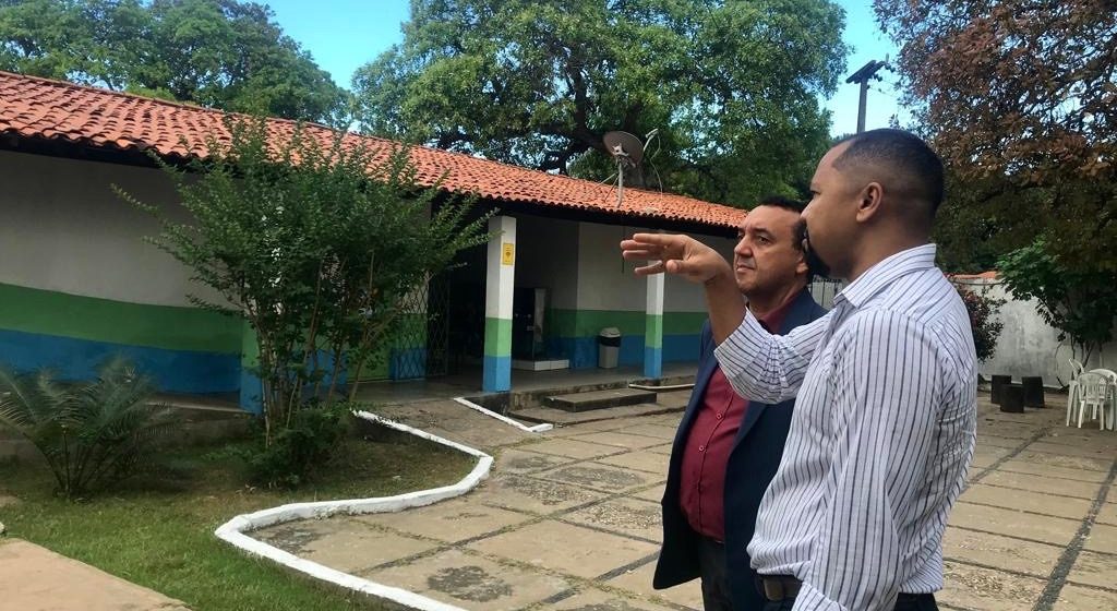 Secretário de Educação visita Escola Municipal São Sebastião