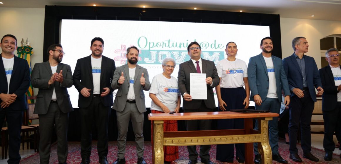 Governo investe R$ 26 milhões para criar 10 mil empregos para juventude