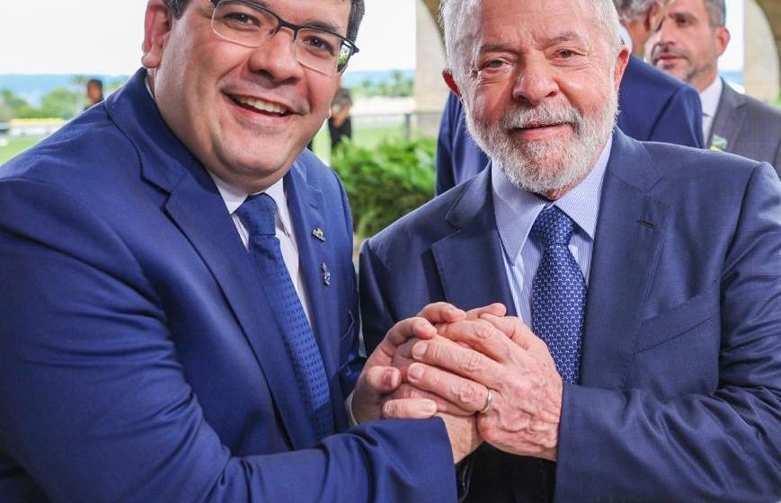 Rafael Fonteles será homenageado pelo presidente Lula com Medalha do Mérito Naval