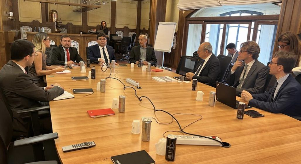 Governador discute potenciais do Piauí na produção de hidrogênio verde com empresários e representantes do governo italiano