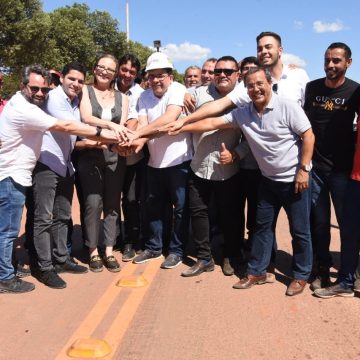 Rafael Fonteles autoriza UTI e inaugura centro de fisioterapia no Hospital Regional de Corrente