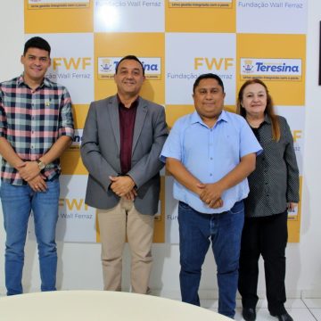 Semec e FWF vão ofertar cursos profissionalizantes para alunos da EJA