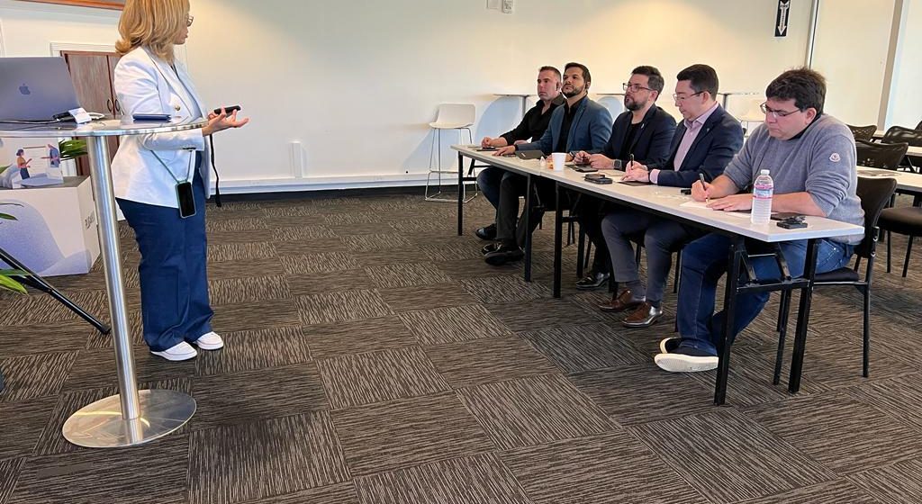 Governador visita empresa de aceleração de startups, visando adotar o modelo do Vale do Silício para o Parque Tecnológico de Teresina