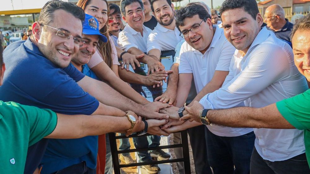 Governador inaugura restauração da PI-214, que liga Esperantina a Morro do Chapéu