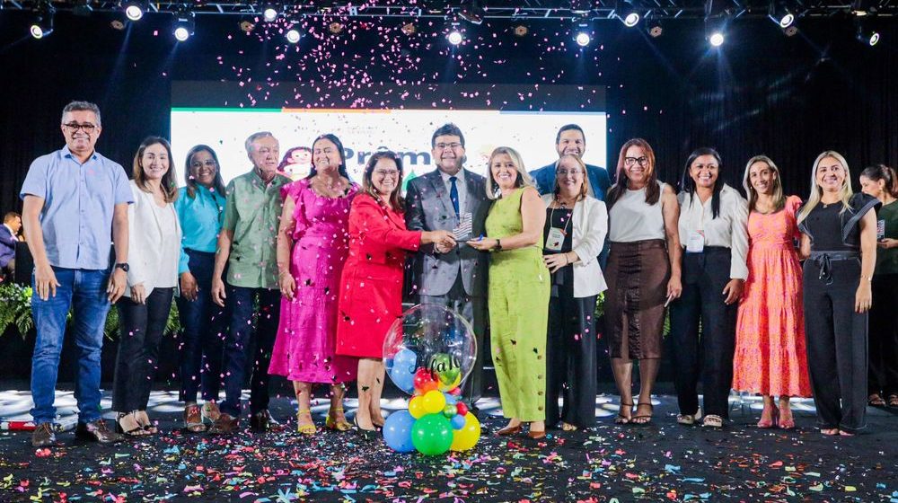 Governador Rafael Fonteles premia escolas com as melhores práticas de alfabetização do Piauí