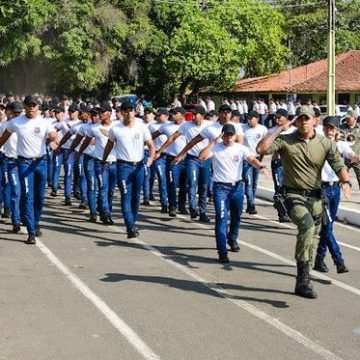 Governador anuncia convocação de 500 policiais militares neste ano e concurso com 400 vagas para a Polícia Penal