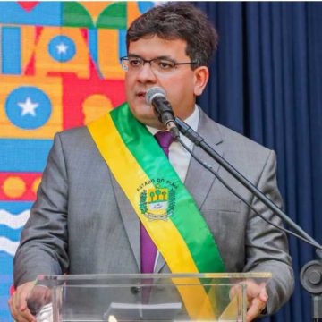 Em Oeiras, Rafael Fonteles homenageia personalidades nos 201 anos da independência do Piauí