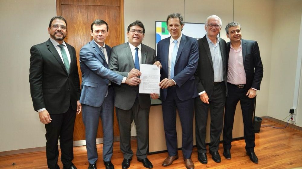Com Haddad, Rafael assina contrato de R$ 2 bilhões em investimentos para o Piauí