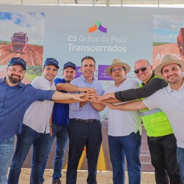 Governador inaugura 236 km da Transcerrados, que passa por sete municípios do Piauí