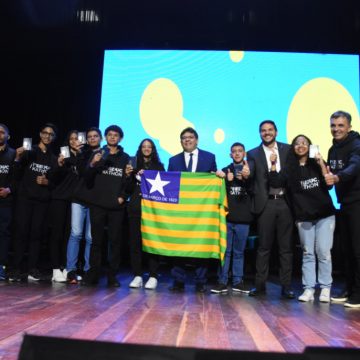 Governador realiza abertura oficial da Campus Party Weekend Piauí