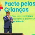 Rafael Fonteles assina Pactos pelo Piauí com mais de 200 municípios para fortalecimento de políticas públicas