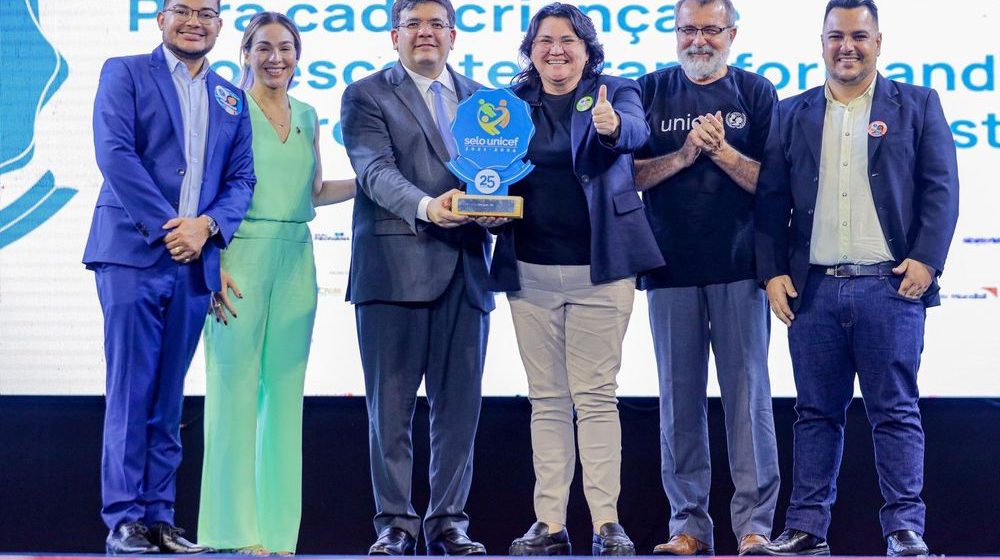 Prefeitos e alunos de 94 municípios celebram prêmio por ações em prol de crianças e adolescentes