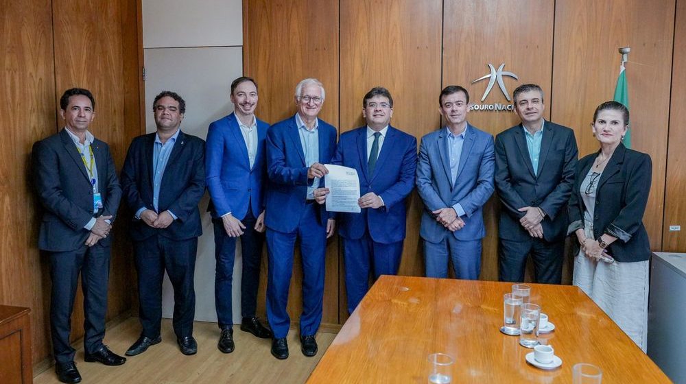 Governador assina contrato de R$ 2,5 bilhões para obras estruturantes no Piauí