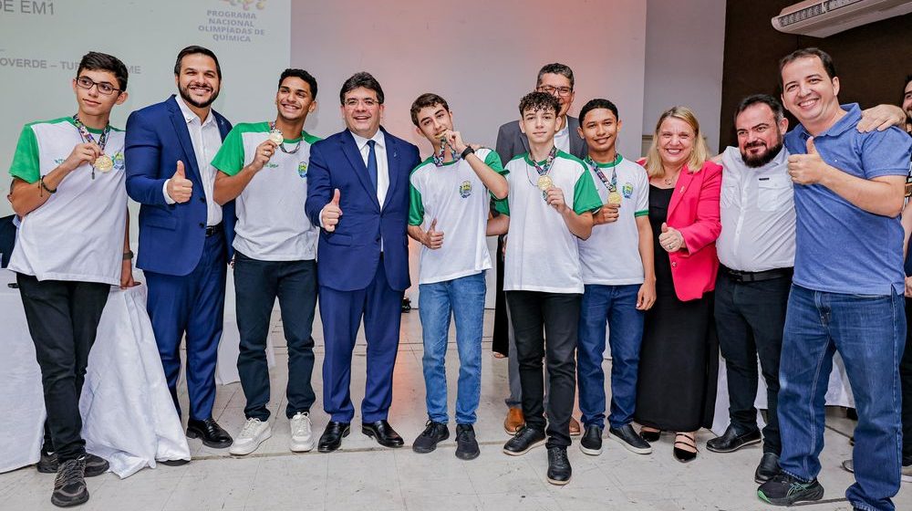 Alunos da rede estadual de ensino conquistam 30 medalhas na Olimpíada Piauiense de Química 2024