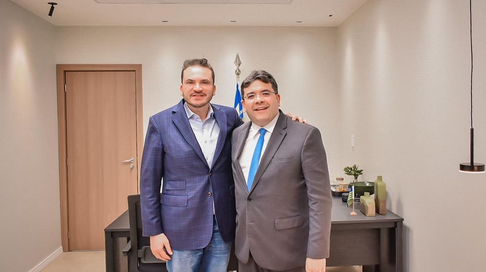 Rafael Fonteles assina memorando para implantação de condomínio de data centers na ZPE de Parnaíba